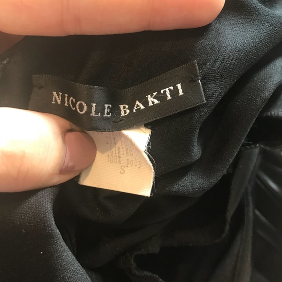 Nicole Bakti Black Pleated Gown - Picture 7 of 8